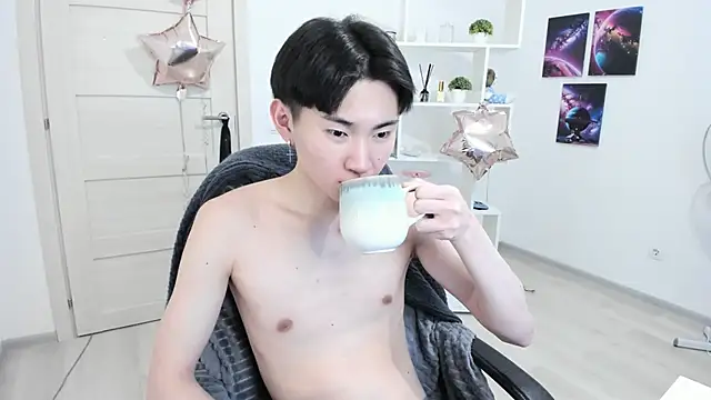 Miram Yu online show from February 28, 2025, 4:10 am