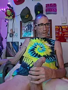 Undercover Pornstar online show from June 25, 2026, 5:18 pm