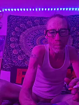 Snapshot of Undercover_Pornstar chatting on June 6, 2026, 12:10 pm Undercover Pornstar online show from June 6, 2026, 12:10 pm