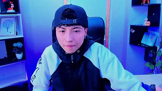 Im Mathias online show from November 25, 2025, 2:45 am