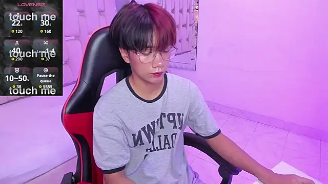 Eriol  online show from October 24, 2025, 11:53 am