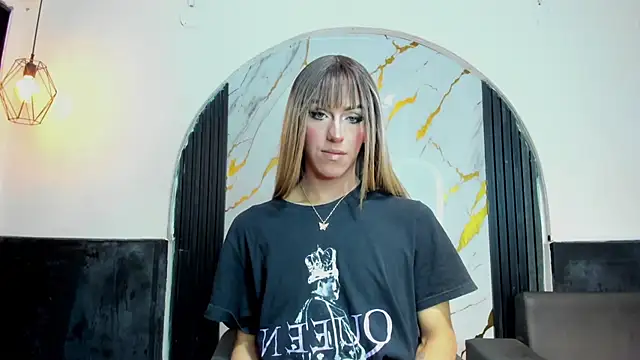 Isabella stanford2 online show from October 7, 2025, 6:58 am