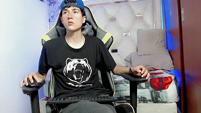 johnny cagee online show from October 12, 2025, 5:20 am