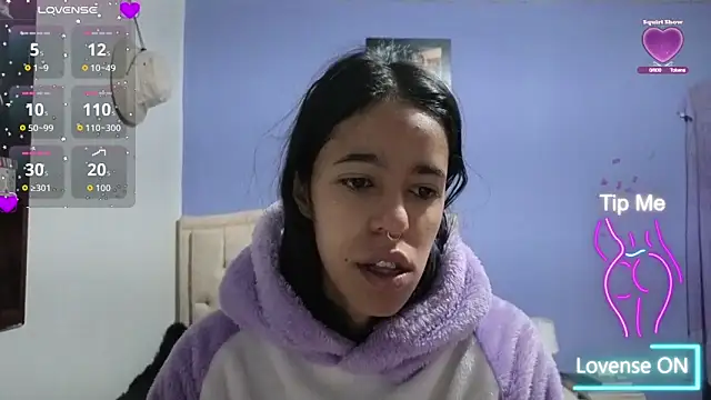 Snapshot of stephania_t chatting on June 13, 2026, 12:25 pm stephania t online show from June 13, 2026, 12:25 pm