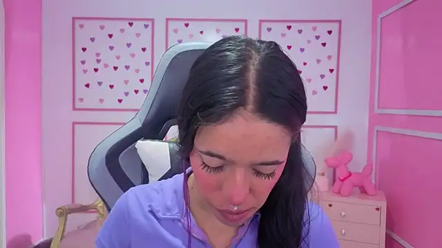 stephania t online show from February 11, 2026, 12:27 pm