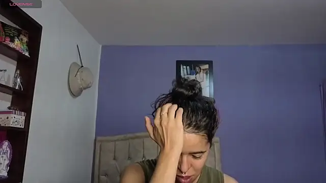 Snapshot of stephania_t chatting on June 4, 2026, 3:06 pm stephania t online show from June 4, 2026, 3:06 pm