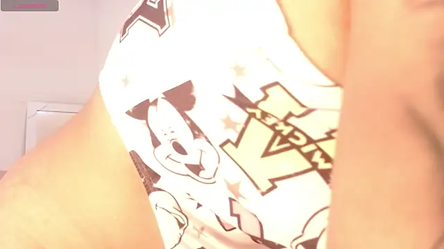 Alba Grey online show from October 15, 2025, 7:55 pm