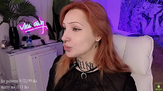 violetviolator online show from October 10, 2025, 4:35 am