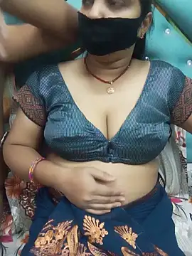 Snapshot of Manjudear chatting on June 21, 2026, 5:41 pm Manjudear online show from June 21, 2026, 5:41 pm