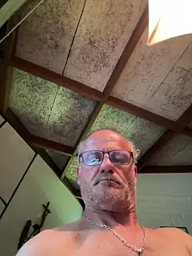 Snapshot of Bubbawarson chatting on December 4, 2025, 3:22 pm Bubbawarson online show from December 4, 2025, 3:22 pm