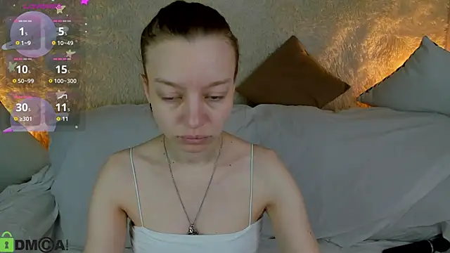 Michelle Blond online show from December 16, 2025, 8:07 am