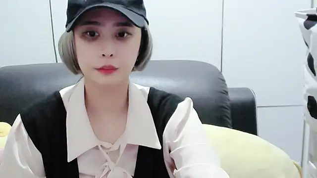 yourz tw online show from March 18, 2025, 9:23 am
