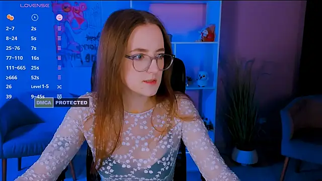 luna berryy online show from January 4, 2025, 8:16 pm
