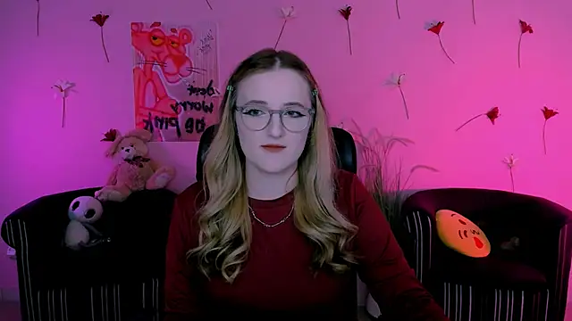 luna berryy online show from June 2, 2026, 6:52 pm