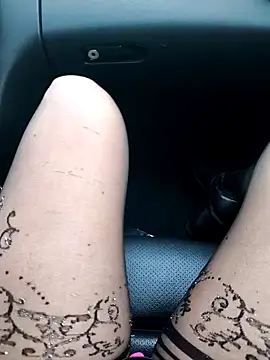 Snapshot of Secret_couple_ chatting on January 15, 2025, 3:29 pm Secret couple online show from January 15, 2025, 3:29 pm