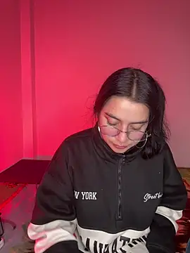 Cassie-millers online show from February 5, 2025, 5:09 pm