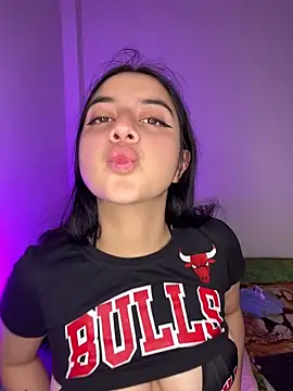 Cassie-millers online show from February 3, 2025, 2:34 pm