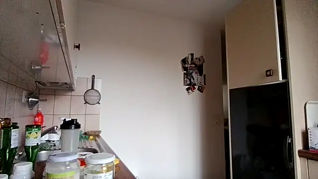 alpha-hunk online show from September 25, 2025, 7:03 am