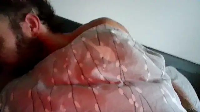 alpha-hunk online show from October 5, 2025, 6:59 am