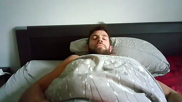 alpha-hunk online show from October 12, 2025, 7:32 am