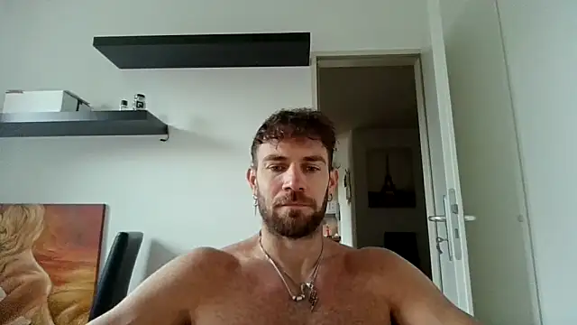 alpha-hunk online show from September 24, 2025, 1:50 pm