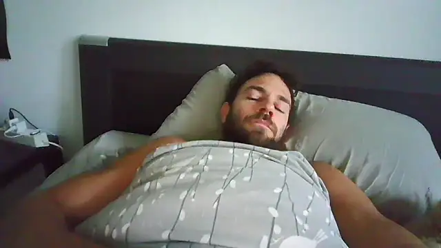 alpha-hunk online show from October 6, 2025, 7:09 am