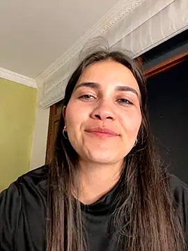 aurora divine online show from October 11, 2025, 10:55 pm