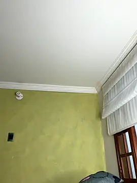 aurora divine online show from November 29, 2025, 1:11 pm