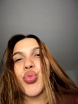 vivicolibri online show from April 15, 2026, 4:51 am