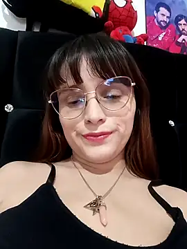 Snapshot of Lucyy-hess chatting on December 19, 2024, 12:13 am Lucyy-hess online show from December 19, 2024, 12:13 am