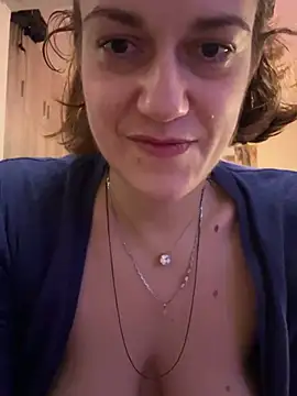 Snapshot of _linarose chatting on December 7, 2024, 6:43 pm linarose online show from December 7, 2024, 6:43 pm