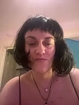 Snapshot of _linarose chatting on February 23, 2025, 3:13 am linarose online show from February 23, 2025, 3:13 am