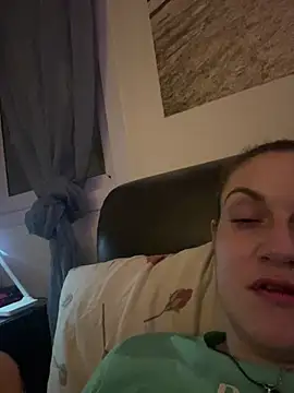 Snapshot of _linarose chatting on February 26, 2025, 8:25 pm linarose online show from February 26, 2025, 8:25 pm