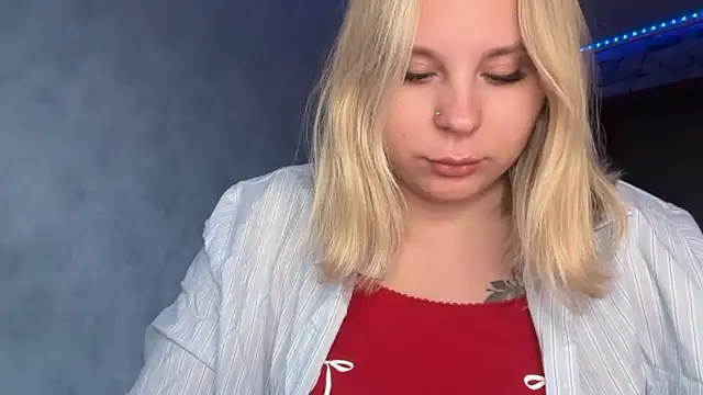 Thalia  Star online show from October 11, 2025, 12:17 pm