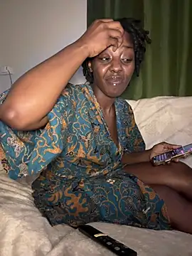 choclatepeaach online show from February 12, 2026, 5:07 am