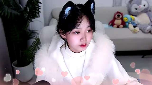 Snapshot of Sheep-1 chatting on March 9, 2025, 12:42 pm Sheep-1 online show from March 9, 2025, 12:42 pm