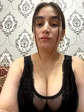 Snapshot of StormBeverly chatting on October 15, 2025, 10:45 am StormBeverly online show from October 15, 2025, 10:45 am