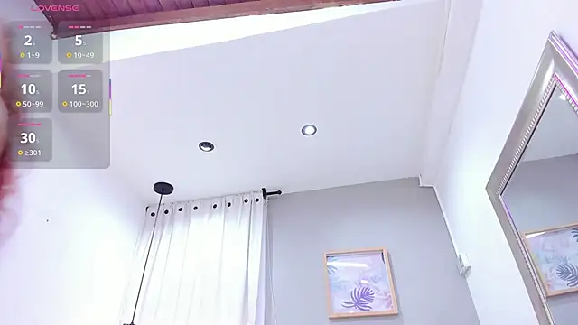 ebbafernandez  online show from October 18, 2025, 12:07 pm