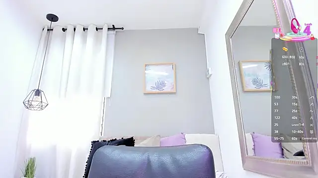 ebbafernandez  online show from May 17, 2026, 12:05 pm