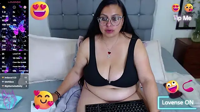 Snapshot of Dominique_Montenegro chatting on February 8, 2025, 11:45 pm Dominique Montenegro online show from February 8, 2025, 11:45 pm