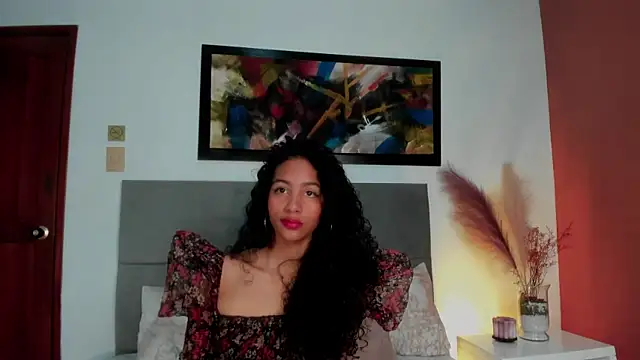 Snapshot of AntonellaHall_ chatting on February 3, 2025, 11:42 am AntonellaHall online show from February 3, 2025, 11:42 am