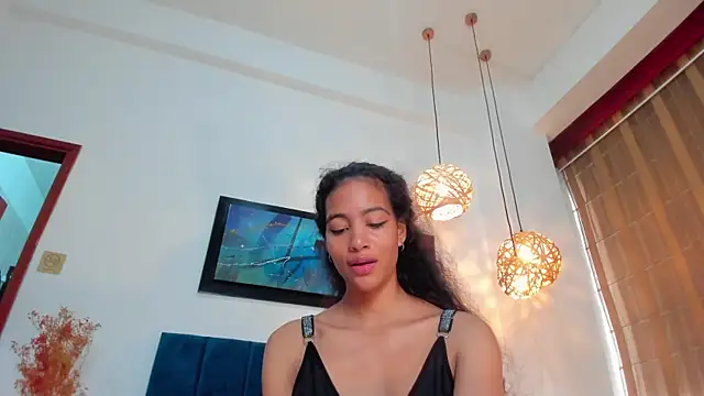 Snapshot of AntonellaHall_ chatting on February 4, 2025, 3:15 pm AntonellaHall online show from February 4, 2025, 3:15 pm