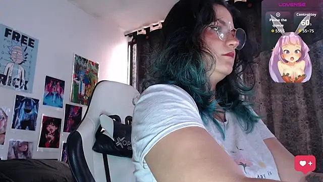 Snapshot of gigiqueen_18 chatting on July 5, 2026, 8:48 pm gigiqueen 18 online show from July 5, 2026, 8:48 pm