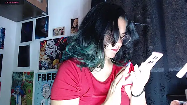 Snapshot of gigiqueen_18 chatting on June 23, 2026, 12:14 pm gigiqueen 18 online show from June 23, 2026, 12:14 pm