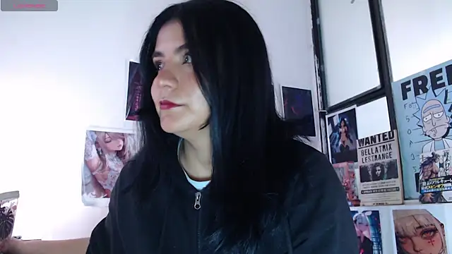 Snapshot of gigiqueen_18 chatting on August 3, 2026, 3:40 pm gigiqueen 18 online show from August 3, 2026, 3:40 pm