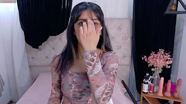 Alyssa jones online show from February 10, 2026, 1:43 pm