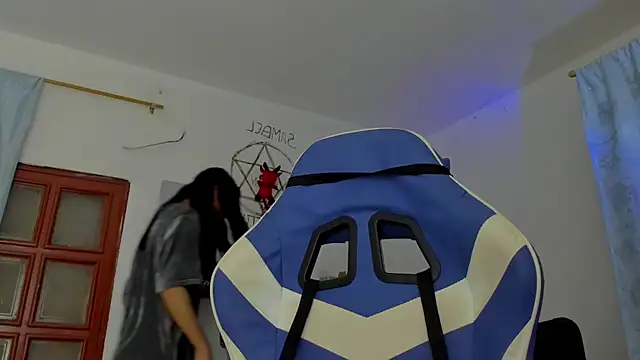 Camila TransGirl online show from November 25, 2025, 5:46 pm