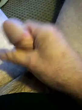 sexcum2 online show from October 17, 2025, 3:32 am