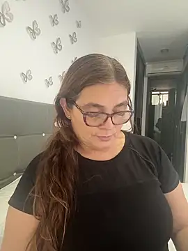 AntonellaAlondra4 online show from March 9, 2026, 3:04 pm