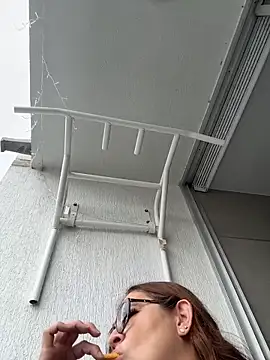 AntonellaAlondra4 online show from April 1, 2026, 10:39 pm